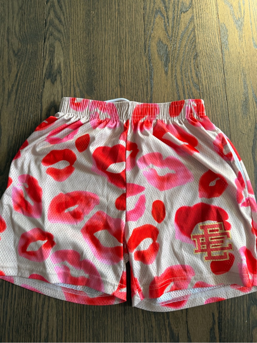 Eric Emanuel Men’s Lip-Print Athletic Shorts - White, Red & Pink